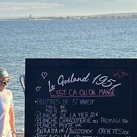 Le Grenier De Maltot بيت للعطل